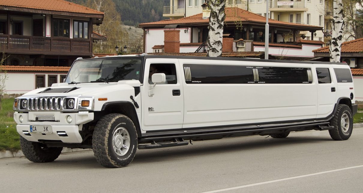 Why Professional Limo Service is a Good Idea | Molokai Auto